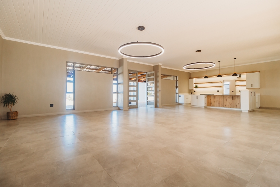 4 Bedroom Property for Sale in Blanco Western Cape